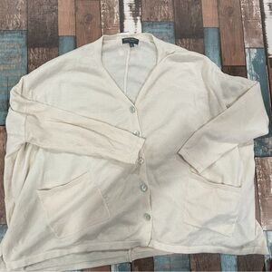 Barefoot dreams cozy chic lite cardigan cream button down size medium NWOT